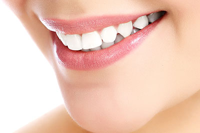 Crown Dental Group | El blanqueamiento de dientes, Dentaduras and Tratamiento de emergencia